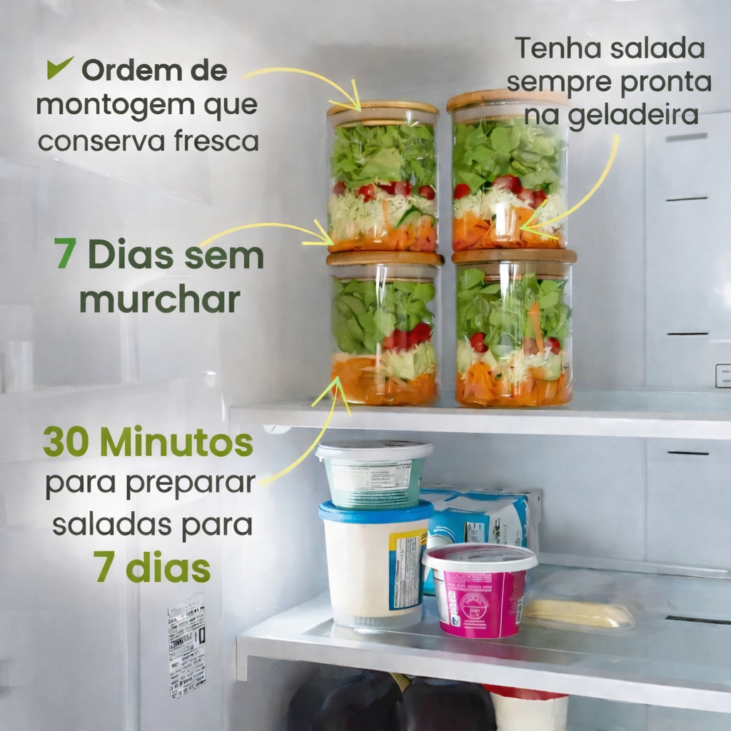 Potes empilhados organizados em uma geladeira